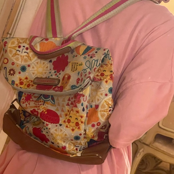 Backpack - Picture 4 of 11